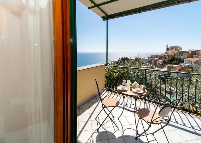 Le Nereidi Bed & Breakfast 4*