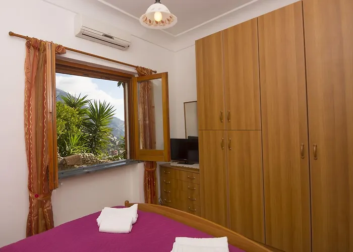 Oda ve Kahvaltı Le Nereidi 3*